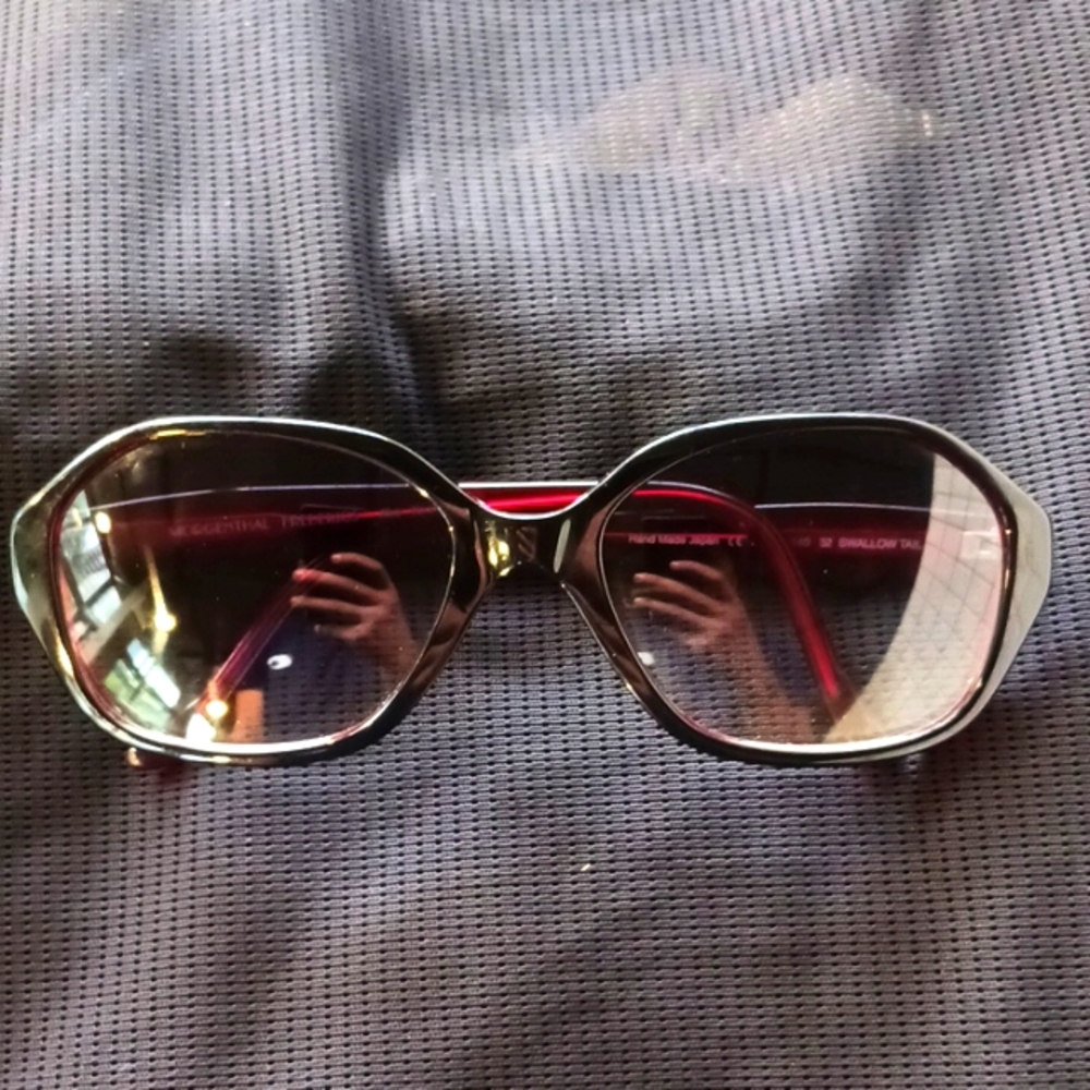 Morgenthal Frederics swallowtail sunglasses 👓